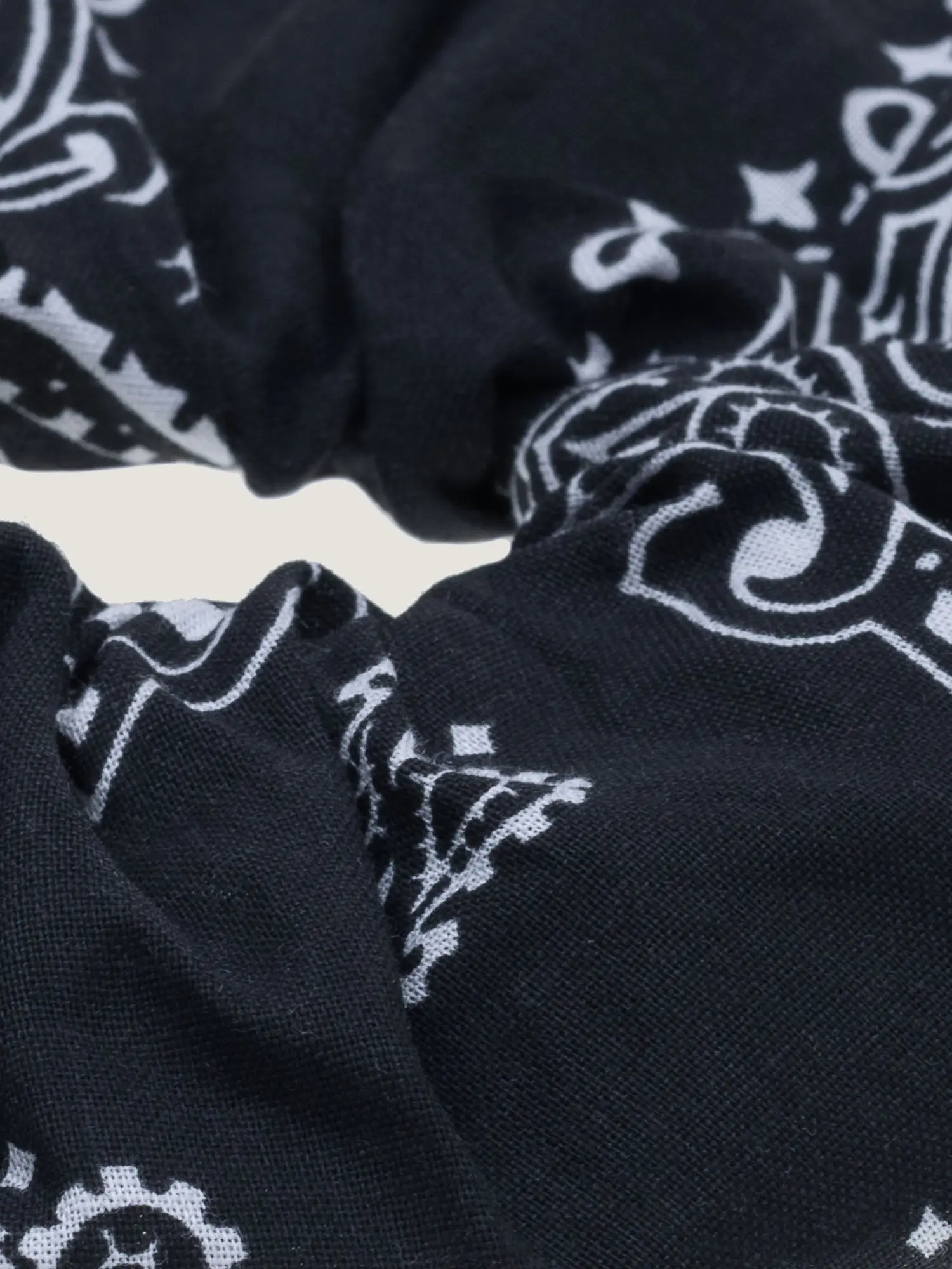 Maxi Chouchou - Black - Image 3