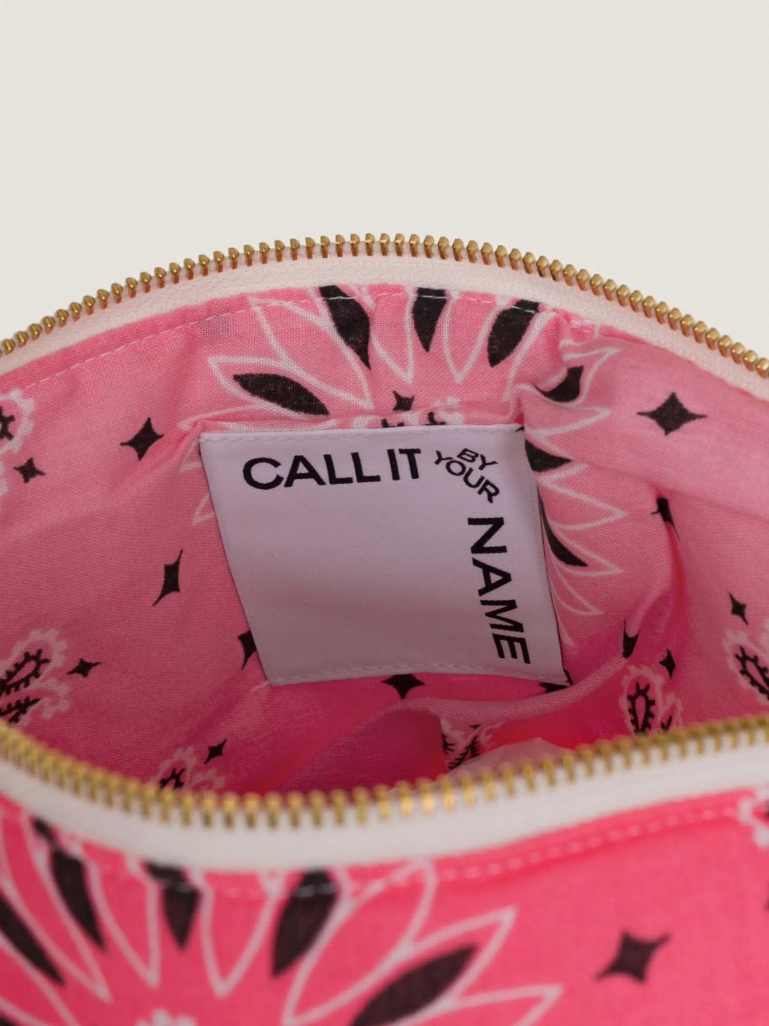 Trousse de Toilette - HAPPY FACE - Strawberry Pink / Pale Pink - Image 3