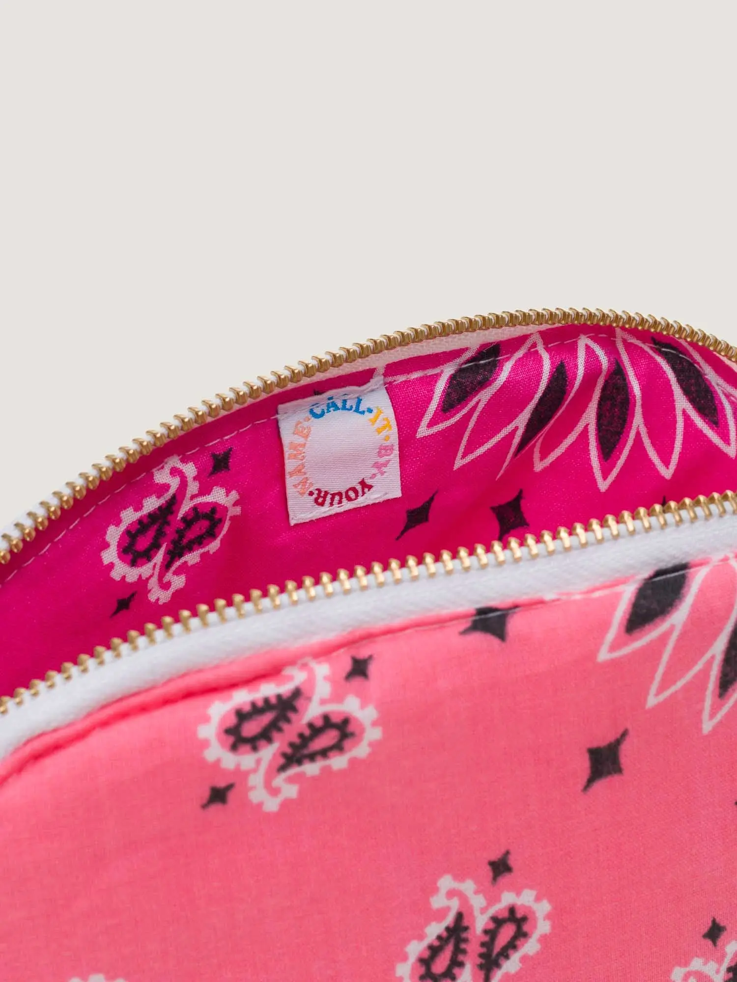 Mini Trousse de Toilette - COEUR - Strawberry Pink / Fuchsia - Image 5